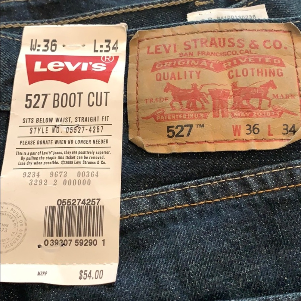 Men’s Levi Jeans- boot cut